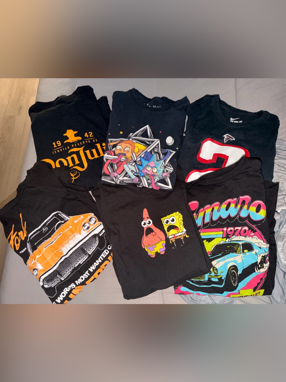 Men’s Graphic T- shirts